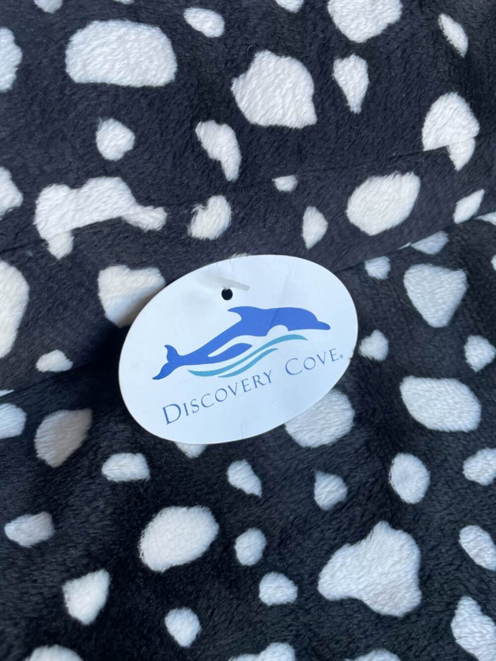 Entire Closet $5! NEW SeaWorld Discovery Cove Large Eagle Ray Plush - Picture 5 of 8